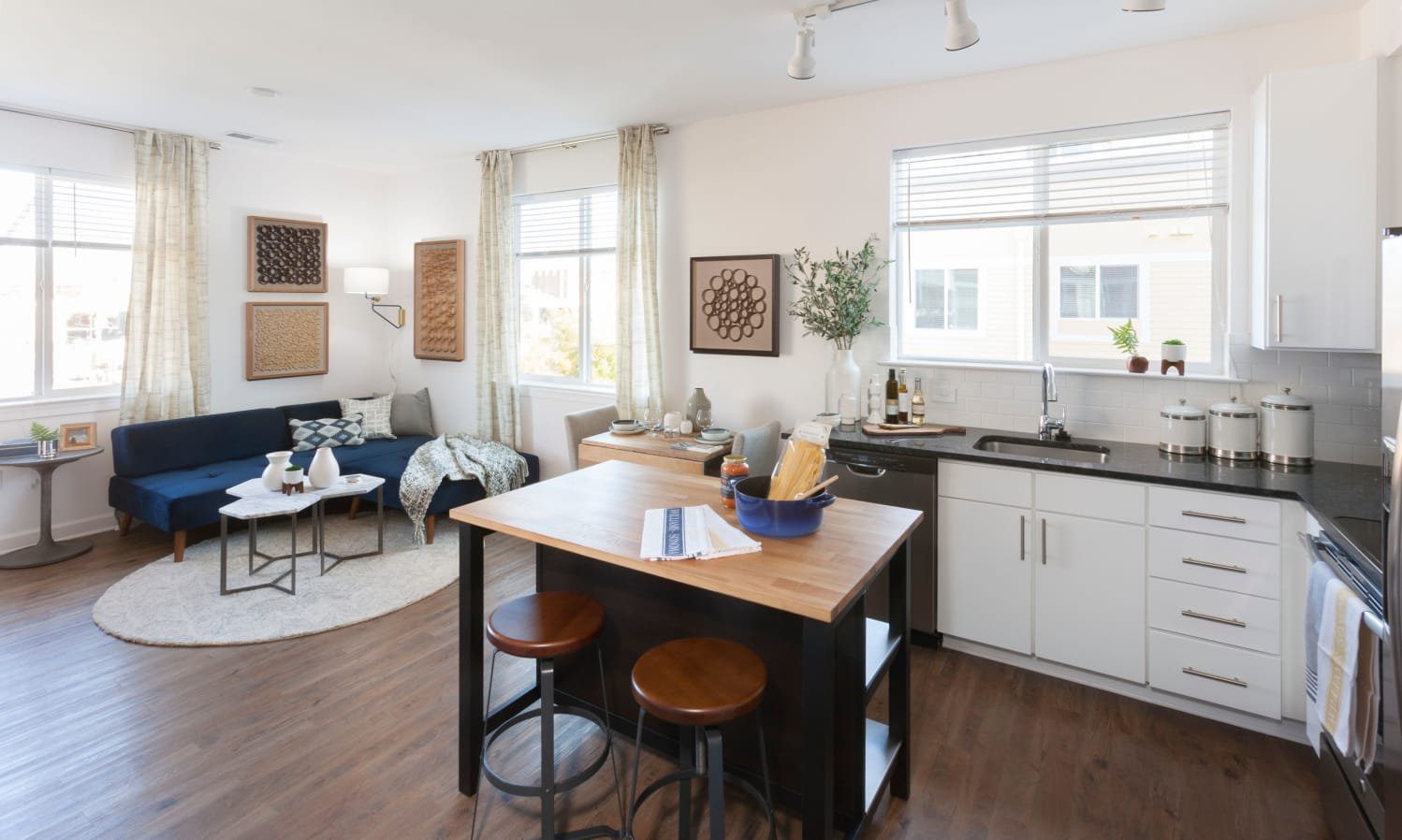 BXY_Features_LOFT_Kitchen_9398_selph5 (1)